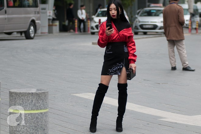 Tuần qua nắng ấm nên các quý cô Hà Thành được dịp khoe loạt street style với váy cực điệu - Ảnh 8.