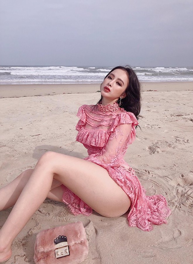 Soi nhất cử nhất động của sao Việt (5/1) - Ảnh 2.