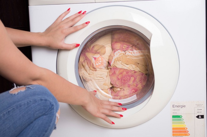 Ngừng ngay những thói quen này nếu không muốn chiếc máy giặt thân yêu bị hỏng - Ảnh 5.
