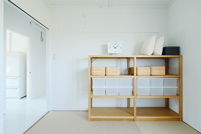 Căn hộ nhỏ 56m² thoáng sáng bất ngờ nhờ tiện nghi “tối giản” ở Nhật - Ảnh 13.