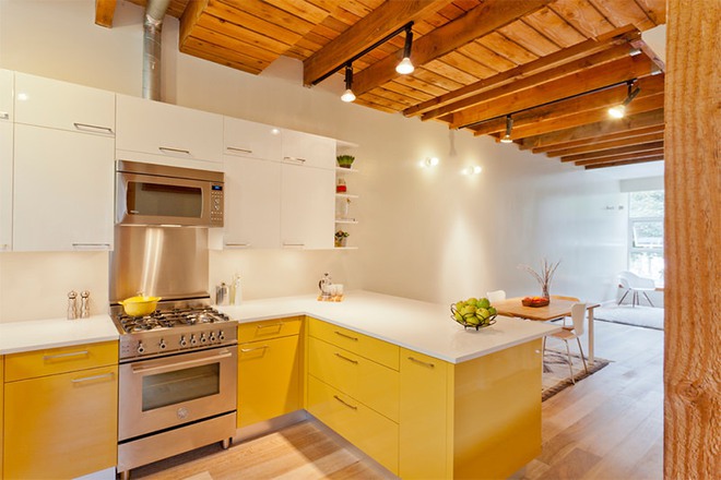 Vàng – gam màu cứu rỗi những căn bếp không có sự xuất hiện của ánh sáng tự nhiên - Ảnh 3.