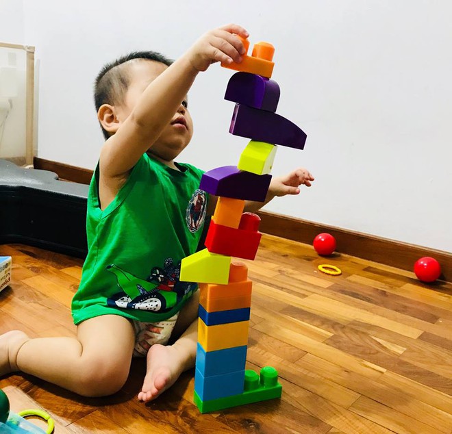 Gặp bà mẹ siêu sáng tạo hay gom rác chơi với con, lợi đủ trăm đường mà không tốn mấy đồng mua đồ chơi - Ảnh 17.