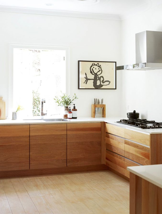 Căn bếp gia đình bình dị biết bao với sự có mặt của những món đồ nội thất bằng chất liệu gỗ mộc mạc - Ảnh 13.