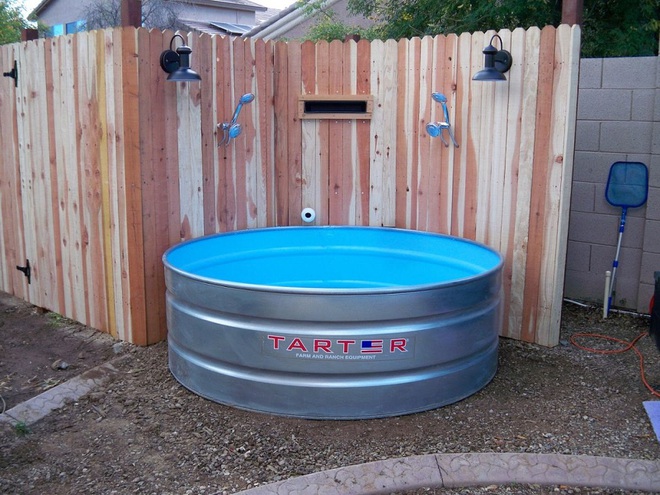 Trời nóng, tự thiết kế một bể bơi mini trong nhà cho con tha hồ vùng vẫy - Ảnh 5.