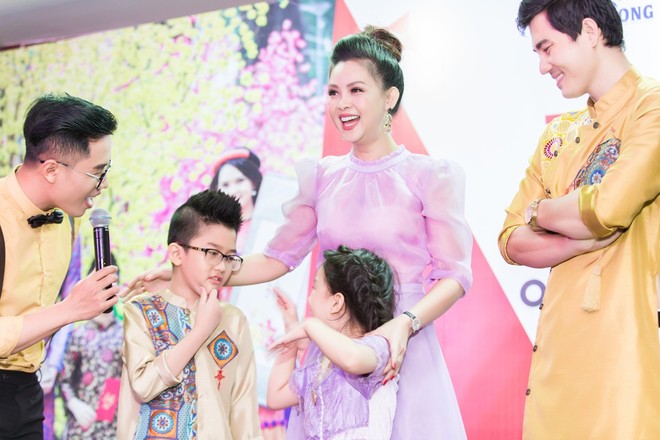 Hoa hậu Diễm Hương rạng rỡ đến mừng sinh nhật con trai Thành Được - Vân Anh - Ảnh 4.