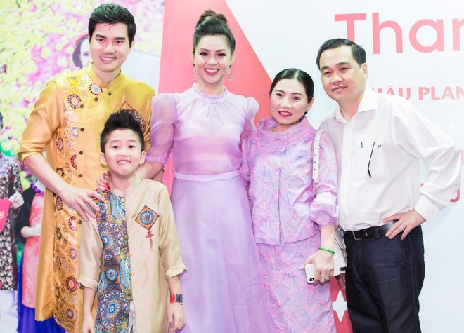 Hoa hậu Diễm Hương rạng rỡ đến mừng sinh nhật con trai Thành Được - Vân Anh - Ảnh 8.