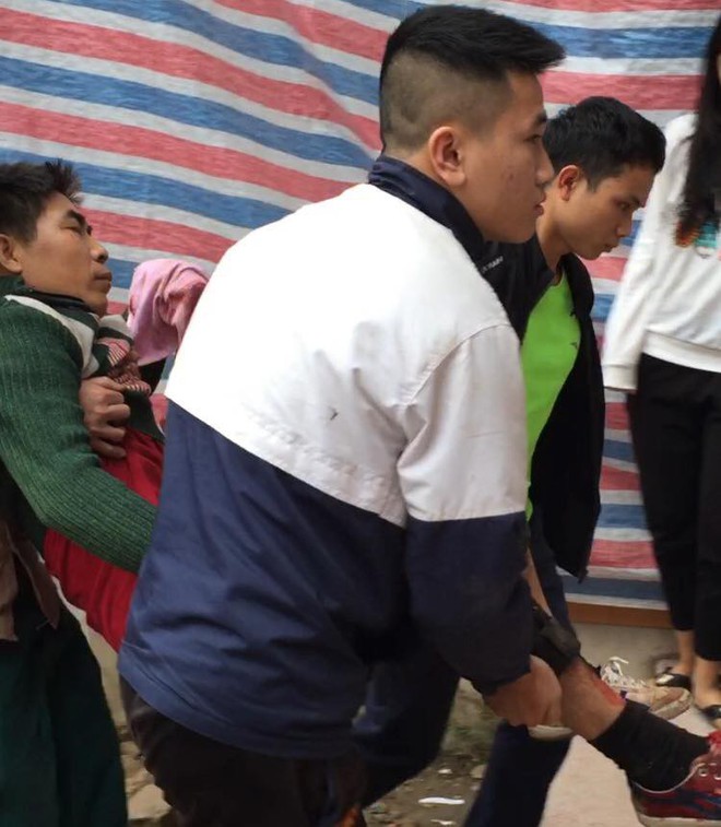 Nghịch đầu đạn tại hiện trường vụ nổ ở Bắc Ninh, 1 người đàn ông bị thương dập nát tay - Ảnh 5.