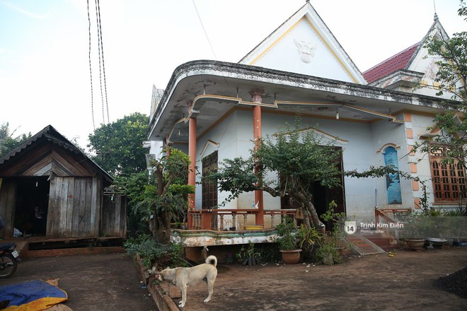 Bên trong ngôi nhà nhỏ, bình dị và ấm áp - nơi Hoa hậu Hoàn vũ VN HHen Niê sinh ra và lớn lên - Ảnh 2.