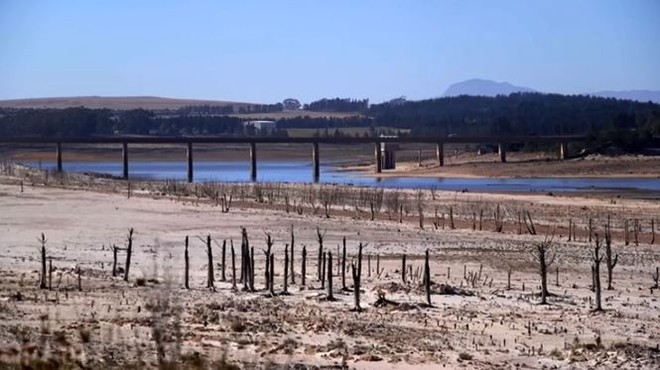 Thủ đô của Nam Phi sẽ cạn kiệt nước sạch trong 3 tháng nữa  Thế giới - Ảnh 2.