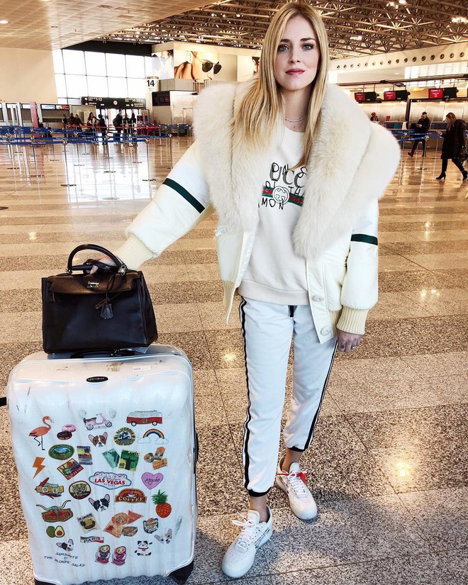 Không hổ danh là fashionista đình đám, Chiara Ferragni vẫn mặc chất lừ ngay cả khi đang bầu bí - Ảnh 12.