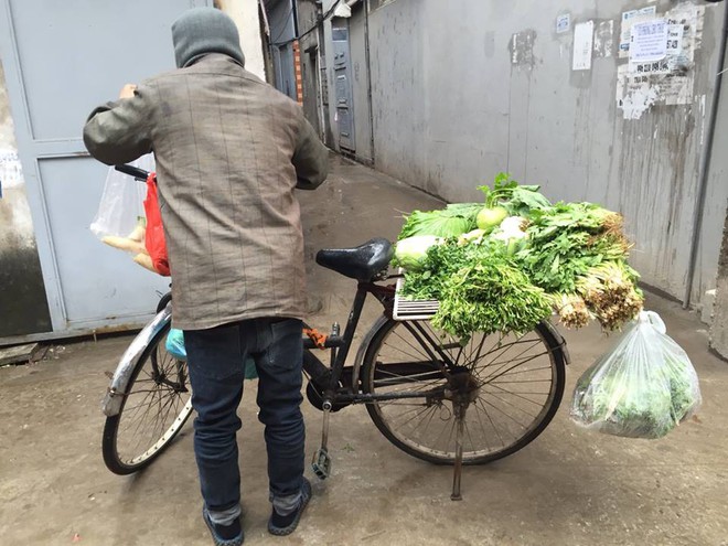 Hình ảnh được chia sẻ nhiều nhất ngày hôm nay: Bảng báo nhiệt độ tụt xuống số 9, Hà Nội lạnh teo như Bắc Cực - Ảnh 8.