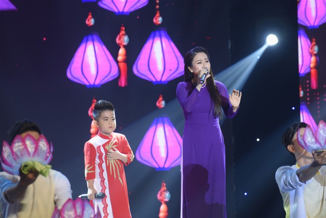 Con gái mới 8 tuổi, Việt Hương đã đòi bắt rể cho con - Ảnh 2.