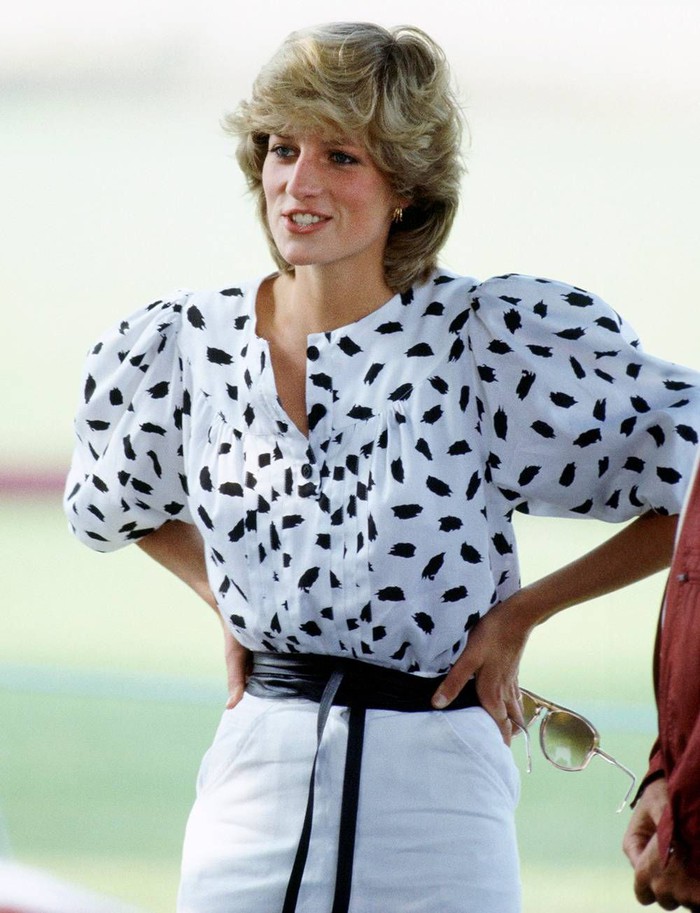 Công nương Diana đẳng cấp ngay cả khi diện áo sơ mi đơn giản, giờ nhìn lại vẫn thấy vô cùng thời thượng - Ảnh 5.