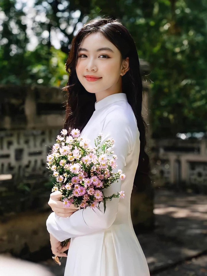 Lọ Lem nhà MC Quyền Linh gây thương nhớ với nhan sắc đẹp chuẩn Hoa hậu - Ảnh 5.