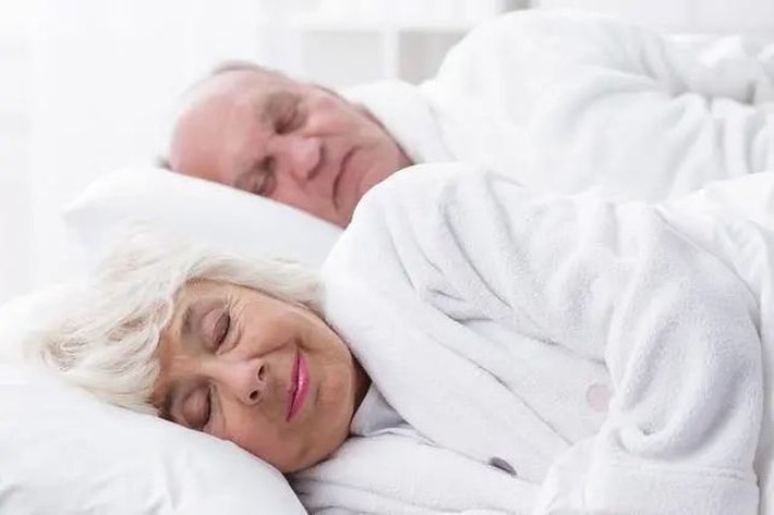 Bất kể nam nữ, sau 50 tuổi có 5 dấu hiệu này, chứng tỏ sống rất thọ - Ảnh 3.