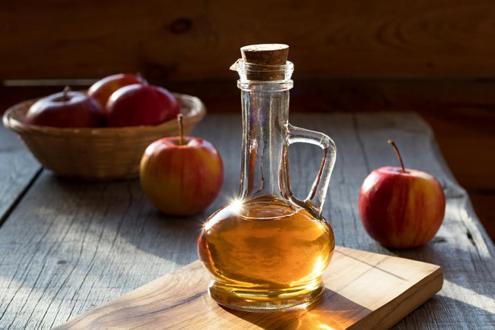 Rượu giấm táo liệu có chữa được cảm lạnh? Đây là câu trả lời đến từ các chuyên gia - Ảnh 2.