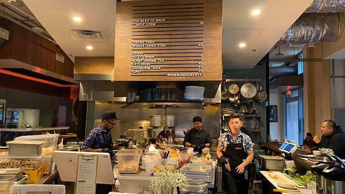 Một “siêu đầu bếp” gây bão mạng xã hội khi chê món ăn ở quán của Christine Hà - Ảnh 2.