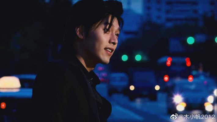 Loạt ảnh tuổi 23 của Hyun Bin gây bão weibo vì sở hữu 
