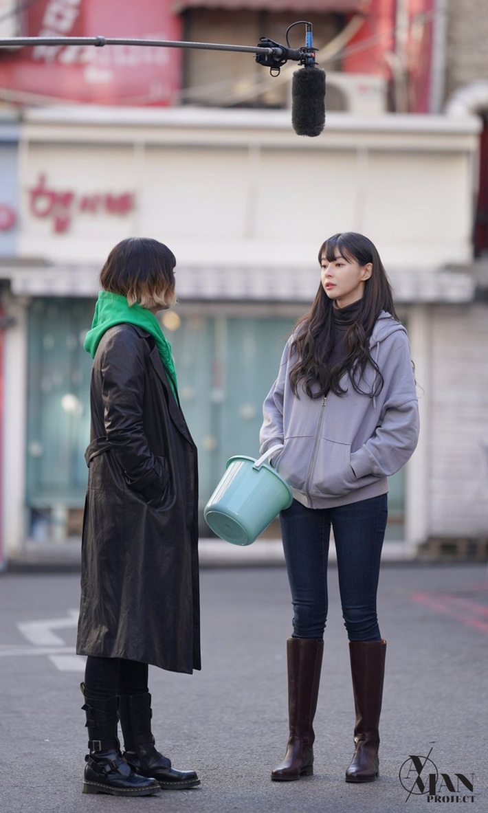 Style trong Itaewon Class đã dìm Kim Da Mi quá đáng, chứ ngoài đời đẹp hoàn mỹ, ảnh không photoshop vẫn xuất sắc thế này cơ mà - Ảnh 3.