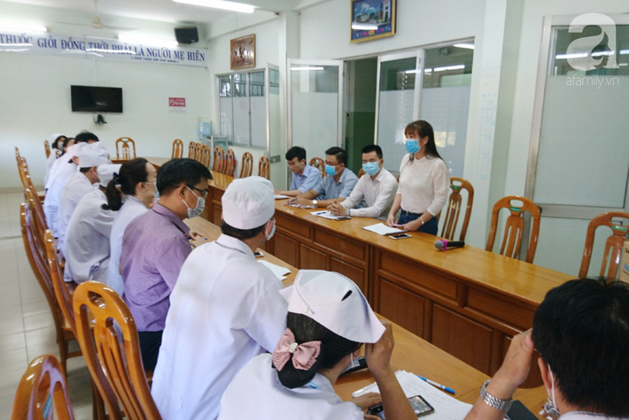Đội phản ứng nhanh Phòng chống dịch Covid-19 của Bệnh viện Chợ Rẫy lên đường ứng cứu tỉnh Bình Thuận trong đêm - Ảnh 2.