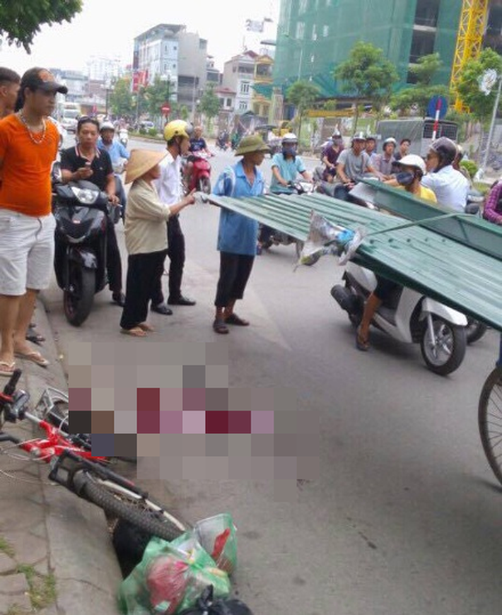 Những vụ tai nạn do vận chuyển tấm tôn trên đường phố: Nhiều nạn nhân là trẻ em đang rung lên hồi chuông cảnh báo về mối ẩn hoạ luôn trực chờ - Ảnh 2.