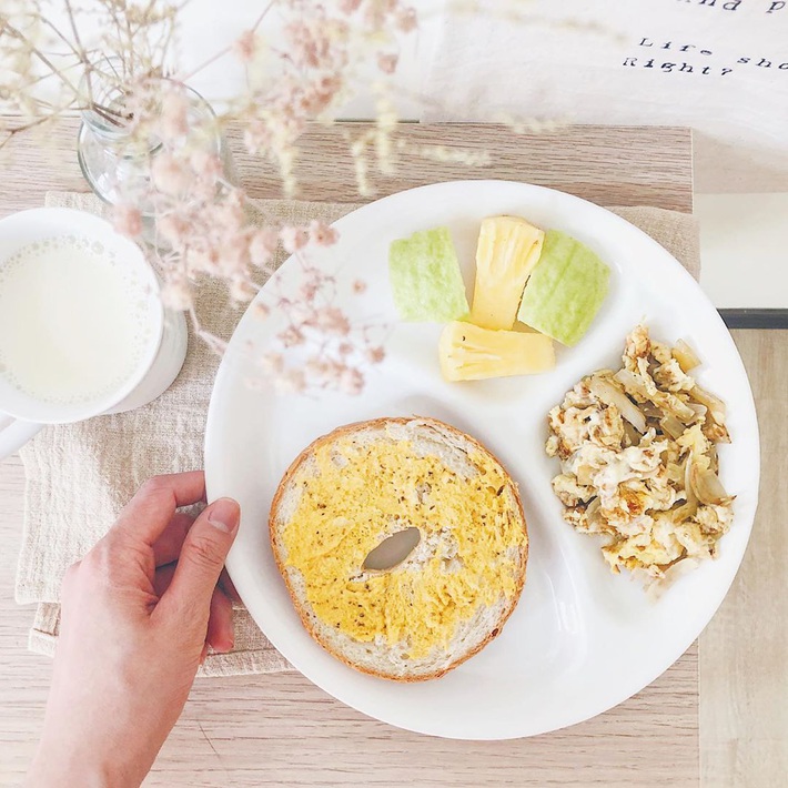 Nữ nhân viên văn phòng chia sẻ 4 tips hay ho giúp cô giảm được tới 7kg khi ngồi làm việc tại công ty - Ảnh 5. Nữ nhân viên văn phòng chia sẻ 4 tips hay ho giúp cô giảm được tới 7kg khi ngồi làm việc tại công ty - Ảnh 5.