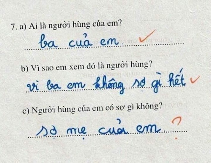 Khẳng định bố chính là người hùng vì không sợ cái gì, nhưng sau đó cậu bé tiết lộ chi tiết 