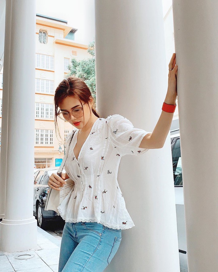 Phanh Lee có 11 cách diện áo blouse cực khéo, chị em học theo thì đi làm hay đi chơi cũng được khen mặc đẹp  - Ảnh 5.