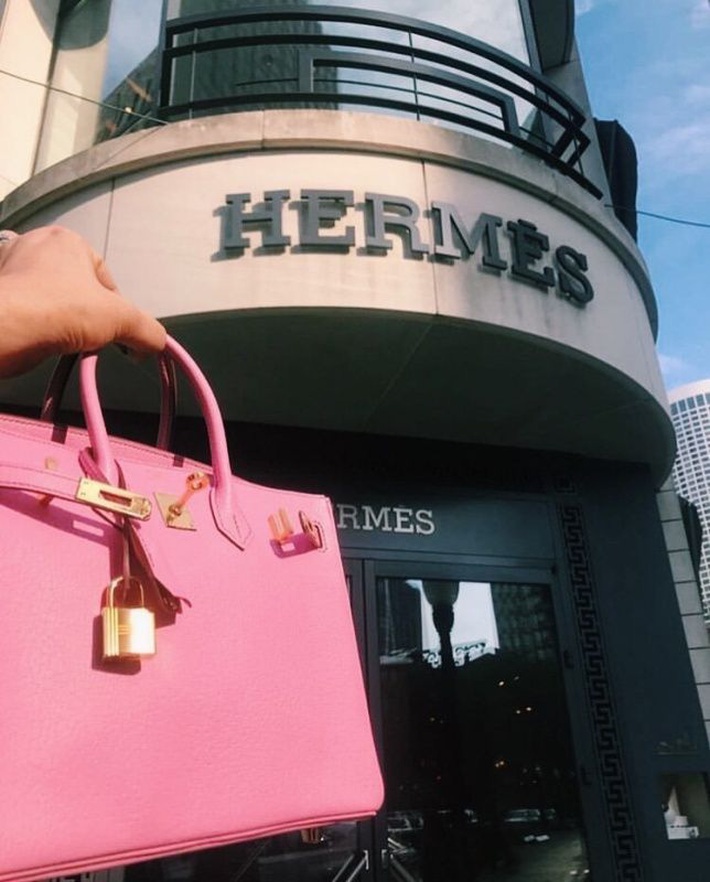Đường dây làm giả túi Hermès Birkin có sự tham gia của cựu nhân viên hãng: 1 trong 3 đầu sỏ là người đang thường trú tại Việt Nam  - Ảnh 1.