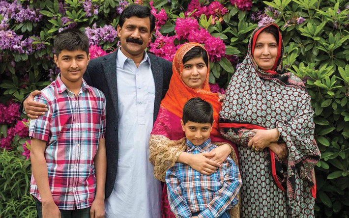 Malala Yousafzai: Câu chuyện cuộc đời về nhà nữ quyền trẻ tuổi nhất đạt giải Nobel Hòa bình và là biểu tượng toàn cầu về giáo dục nữ giới - Ảnh 3.