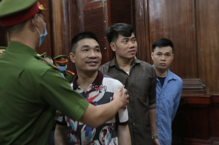 Tử hình Văn Kính Dương, hotgirl Ngọc Miu bị tuyên 16 năm tù trong vụ án sản xuất ma tuý lớn nhất Việt Nam 2017 - Ảnh 7.