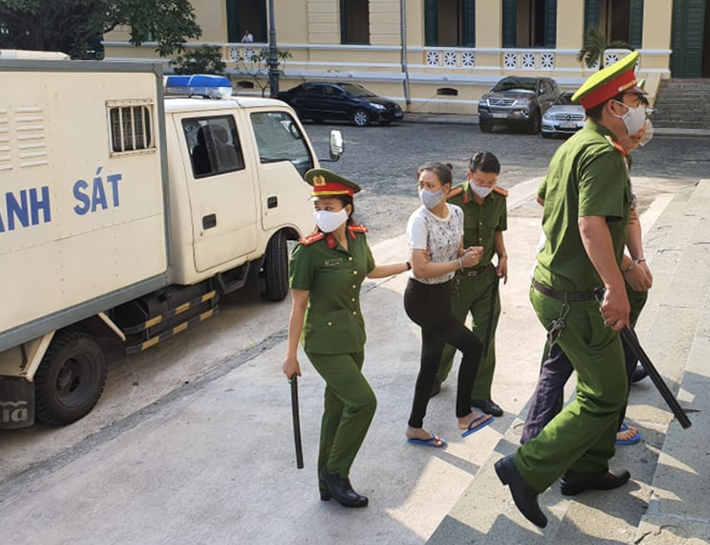 Tử hình Văn Kính Dương, hotgirl Ngọc Miu bị tuyên 16 năm tù trong vụ án sản xuất ma tuý lớn nhất Việt Nam 2017 - Ảnh 1.