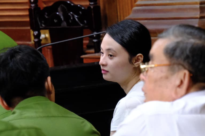 Tử hình Văn Kính Dương, hotgirl Ngọc Miu bị tuyên 16 năm tù trong vụ án sản xuất ma tuý lớn nhất Việt Nam 2017 - Ảnh 8.
