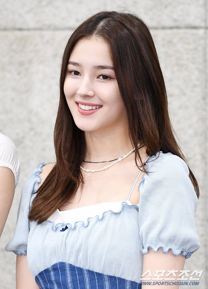 Nancy (MOMOLAND) tiếp tục gây thất vọng bởi chiếc bụng bia to tướng, cũng may nhan sắc gỡ gạc lại phần nào - Ảnh 5.