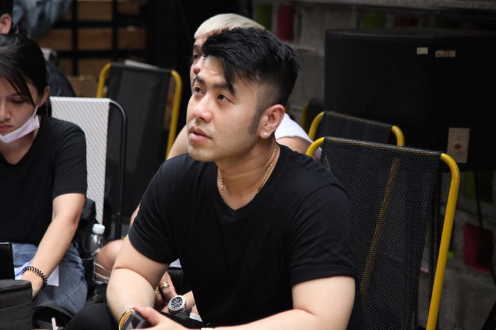 Sau ồn ào phẫu thuật hút mỡ toàn thân, Akira Phan làm webdrama hệt như phim TVB - Ảnh 1.