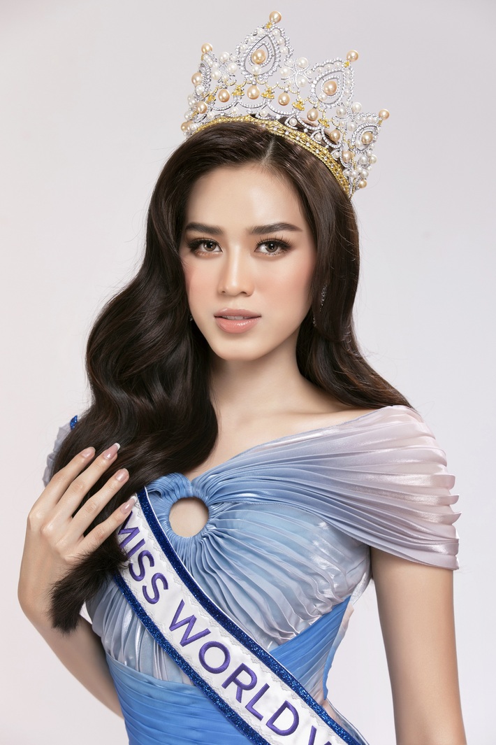 Nhan sắc ngày càng thăng hạng của Hoa hậu Đỗ Hà trước ngày lên đường dự thi Miss World 2021 - Ảnh 4.