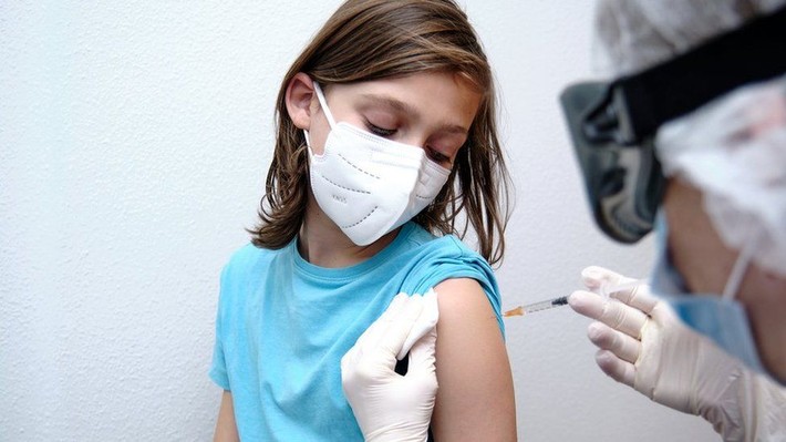 Tiêm phòng vắc-xin Covid-19 cho trẻ em: Tất cả những điều cha mẹ cần biết - Ảnh 1.