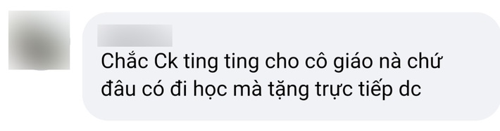 Phụ huynh đăng đàn xin gợi ý mua quà 20/11, giáo viên vào bình luận 1 câu thật lòng, dân tình chia làm hai phe tranh cãi - Ảnh 2.