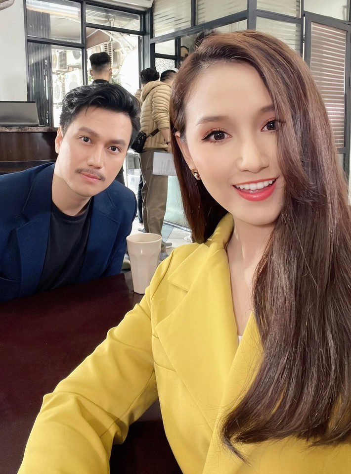 Việt Anh lộ ảnh khai máy phim mới cùng Quỳnh Nga nhưng lại kết đôi với mỹ nhân mặc đẹp nhất Tình yêu và tham vọng - Ảnh 4.