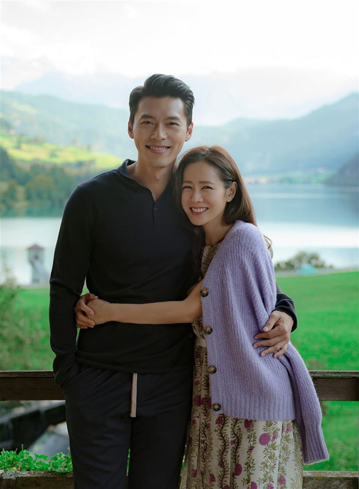 Lại rộ tin Son Ye Jin và Hyun Bin sắp kết hôn, lần này do chính đài truyền hình úp mở thì chắc là thật? - Ảnh 5.