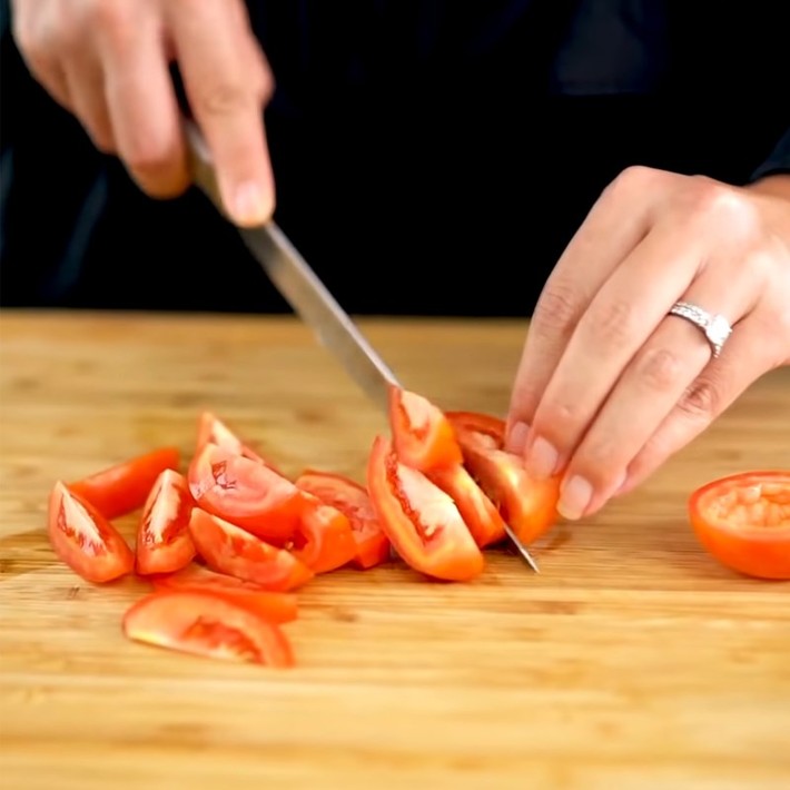 Làm món salad này mang đi làm ăn trưa, tôi giảm được 3cm vòng eo sau 1 tuần! - Ảnh 4.