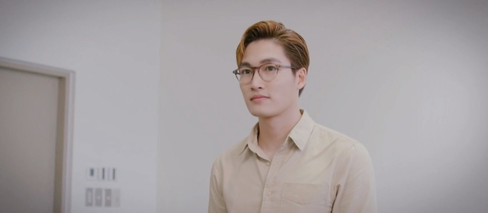 Thương ngày nắng về: Lộ gia thế khủng của Đình Tú, Doãn Quốc Đam lên giường với gái xinh - Ảnh 4. Thương ngày nắng về: Lộ gia thế khủng của Đình Tú, Doãn Quốc Đam lên giường với gái xinh - Ảnh 4.