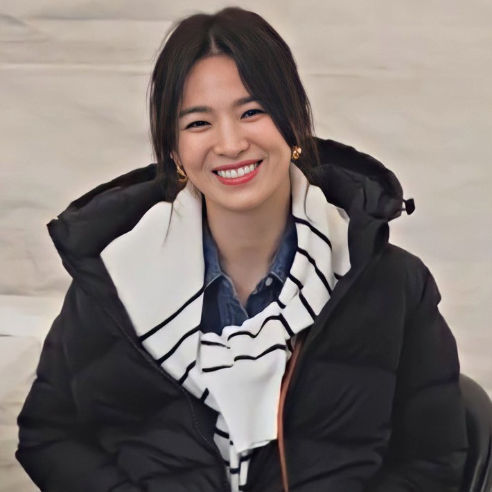 Lộ cái kết phim mới của Song Hye Kyo: Fan soi được 2 chi tiết quan trọng nói về sự nổi loạn của vợ cũ Song Joong Ki - Ảnh 2.
