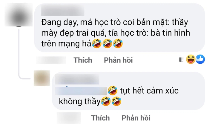 Con đang học online, bà mẹ ghé mặt vào khen: Thầy đẹp trai quá, ông bố đứng cạnh 