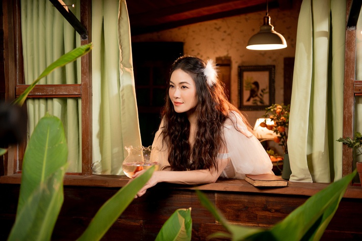 Đang cách ly tập trung, Hoa hậu Tuyết Nga vẫn tung MV mới đẹp lung linh - Ảnh 7.
