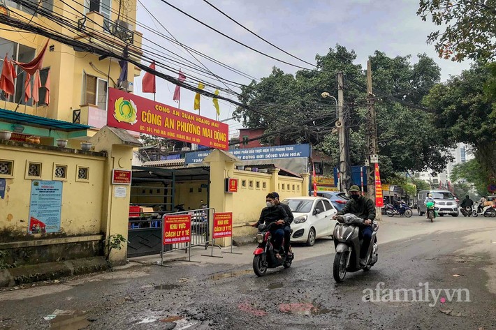 Hà Nội: Tạm phong tỏa trụ sở công an phường Mai Động liên quan đên 4 ca dương tính SARS-CoV-2 - Ảnh 2.