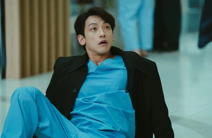Bi Rain hóa thân thành quý ông lịch lãm đối đầu với bác sĩ điển trai Kim Bum trong phim mới - Ảnh 4.