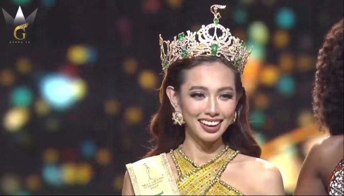 Khoảnh khắc đăng quang huy hoàng của Nguyễn Thúc Thủy Tiên tại Miss Grand International 2021 - Ảnh 6.