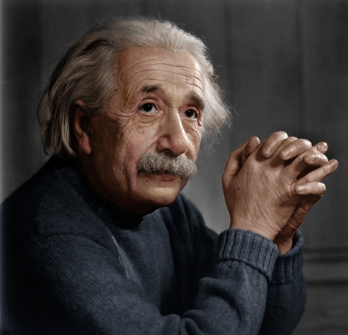 Người đàn ông có IQ  cao hơn thiên tài Einstein, từng đột nhập văn phòng trường, đánh cắp hồ sơ để học trung học nhưng công việc sau khi ra trường mới gây choáng - Ảnh 1.