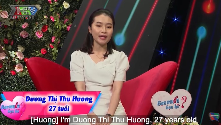 Bạn muốn hẹn hò: Con gái dắt ba đi tìm vợ mới, còn lên sân khấu tặng vàng cho mẹ kế vì quá ưng ý - Ảnh 9.